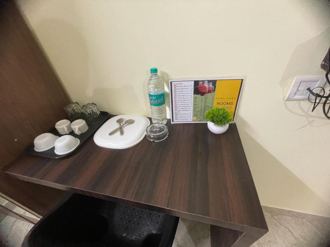 Hotel East Park Electronic City Bangalore Bilik gambar